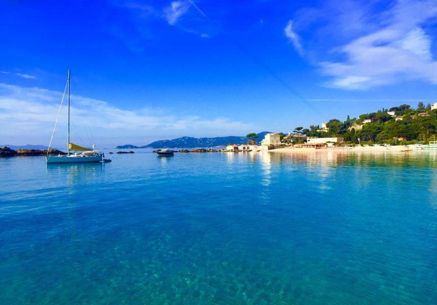 Appartement T2 standing 800m de la plage de St Clair à Le Lavandou Extérieur photo